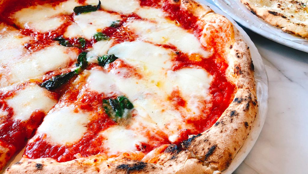 5 regole per riconoscere la vera pizza napoletana